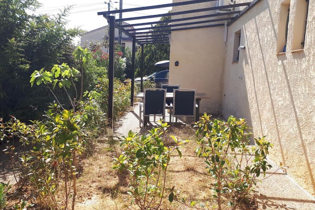 Les Pucines Bis Bas De Villa 29 M2 Luxe Rez De Jardin Climatisation Plein Sud Six-Fours-les-Plages Exterior foto